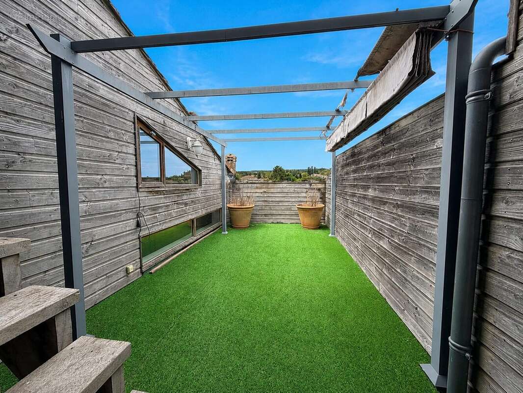 Maison 290 m² à Lauzun  - photo 4