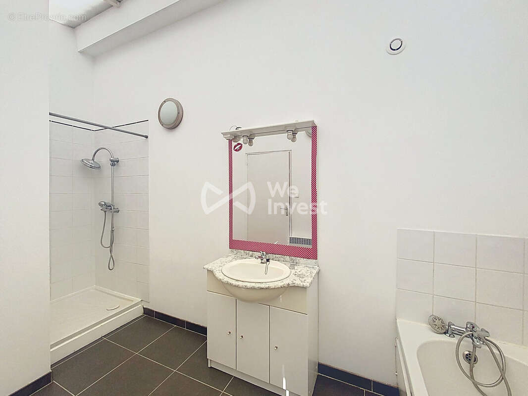 Maison à AULNOYE-AYMERIES