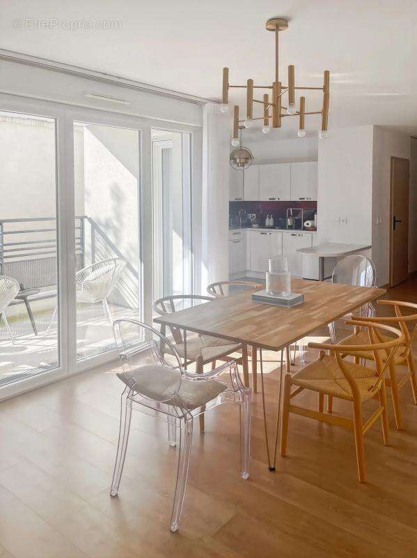 Appartement à ELANCOURT