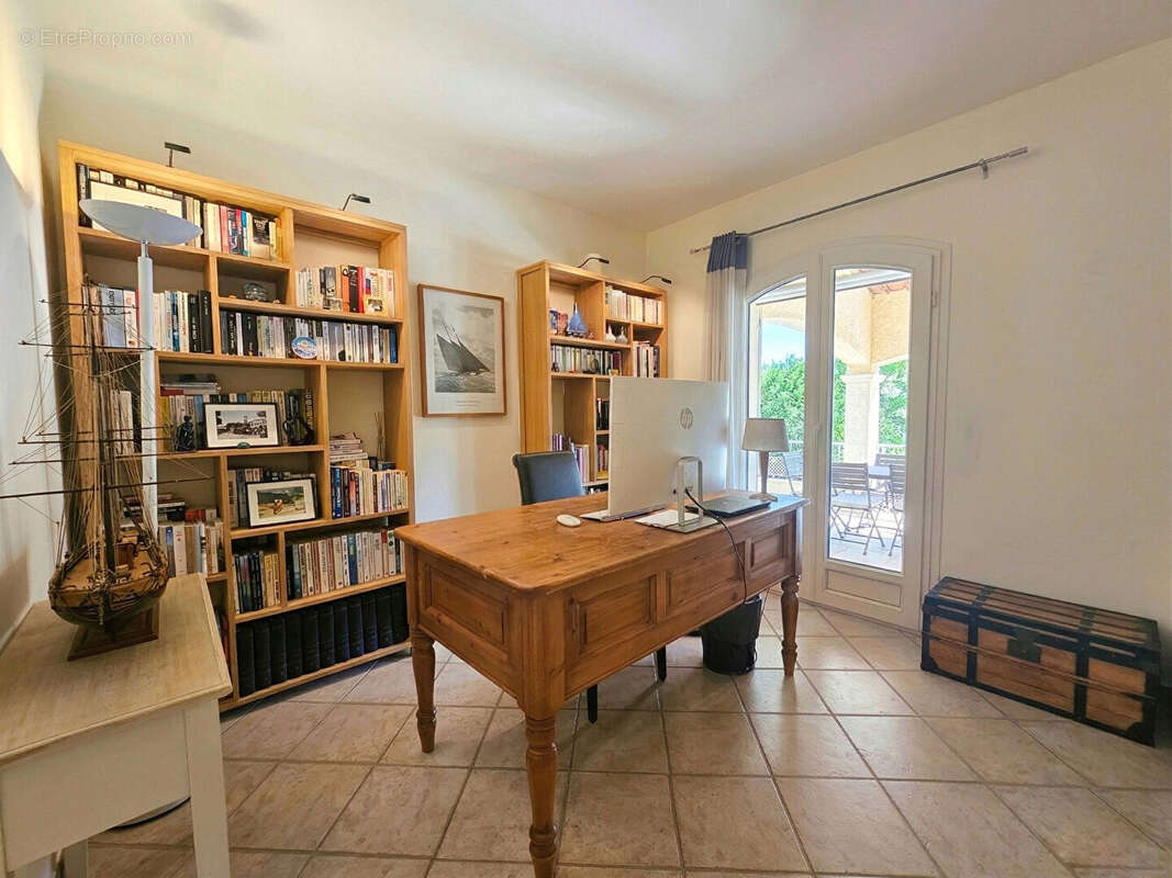 Maison à DRAGUIGNAN