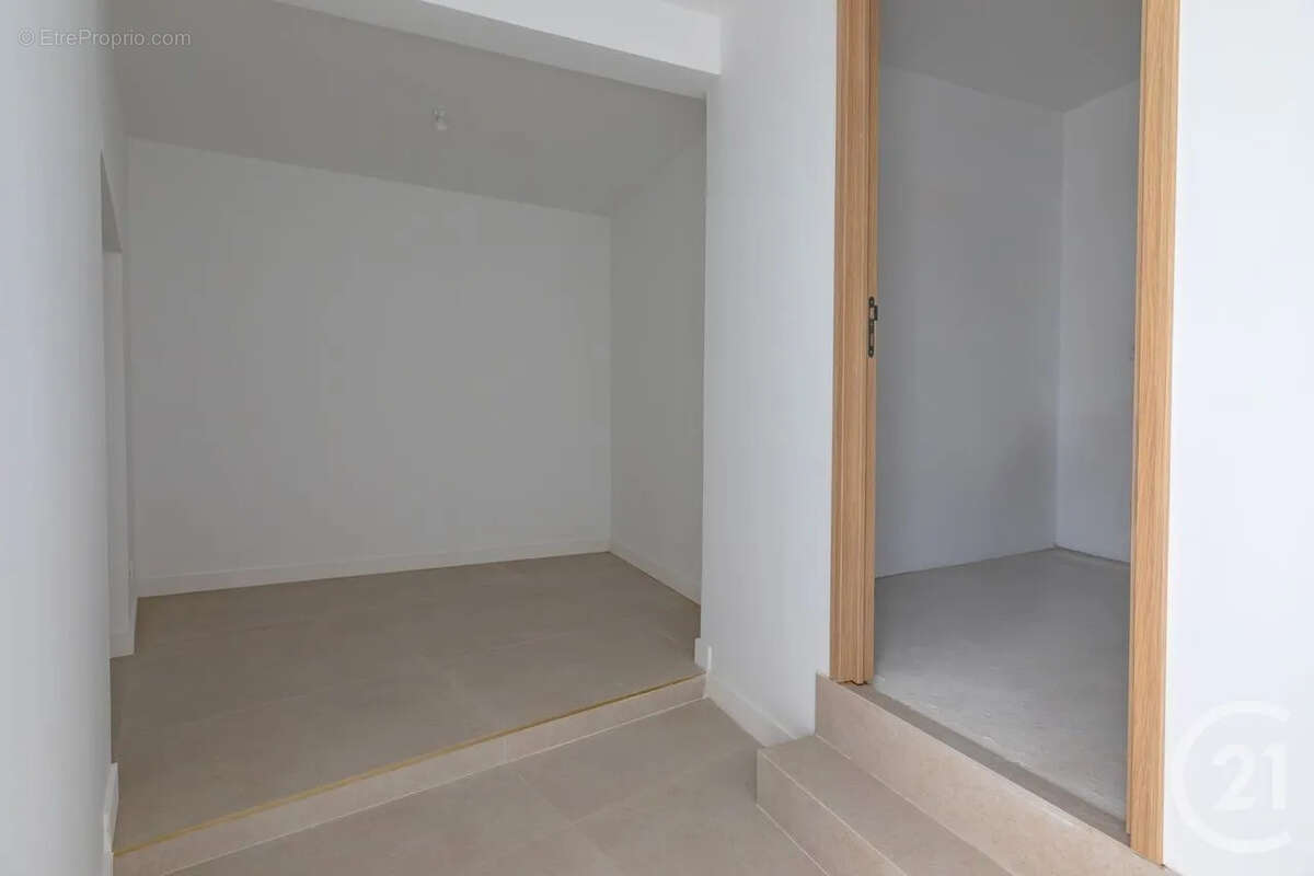 Appartement à SAINT-GENIS-LAVAL