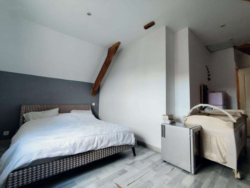 Maison à MAINVILLIERS