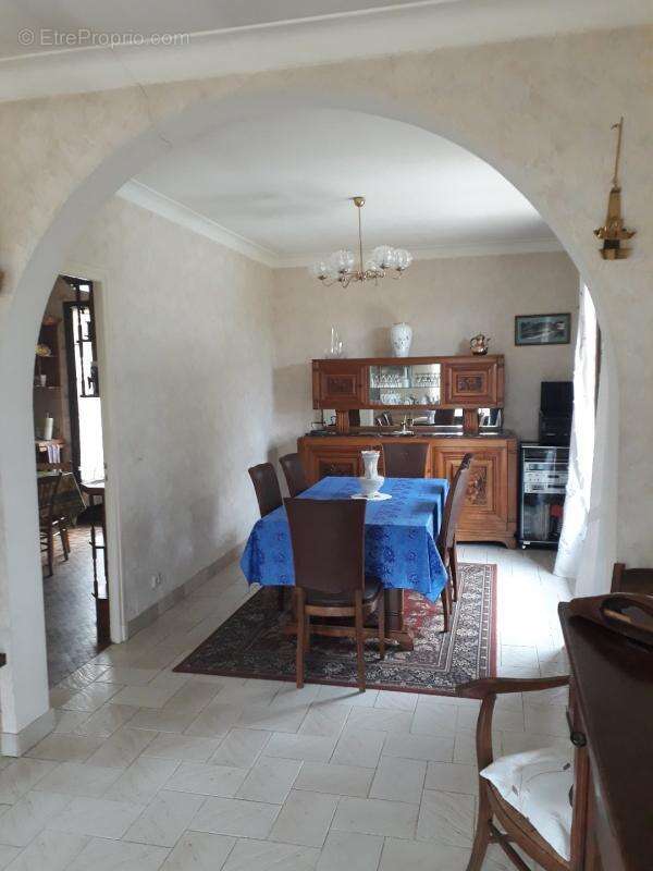 Maison à FRAYSSINET