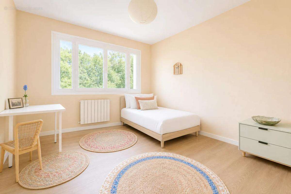 Appartement LOUÉ de 4 pièces de 68 m2 en vente à Grenoble - photo 6