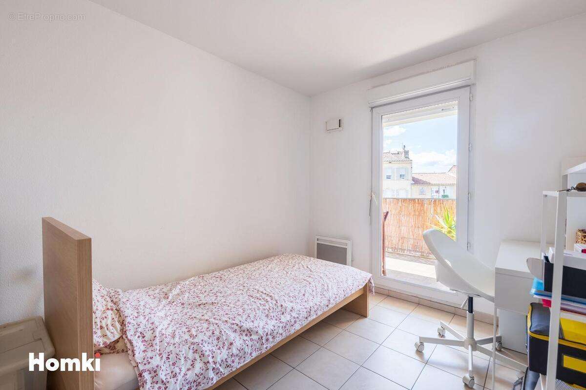 Appartement à MARSEILLE-15E