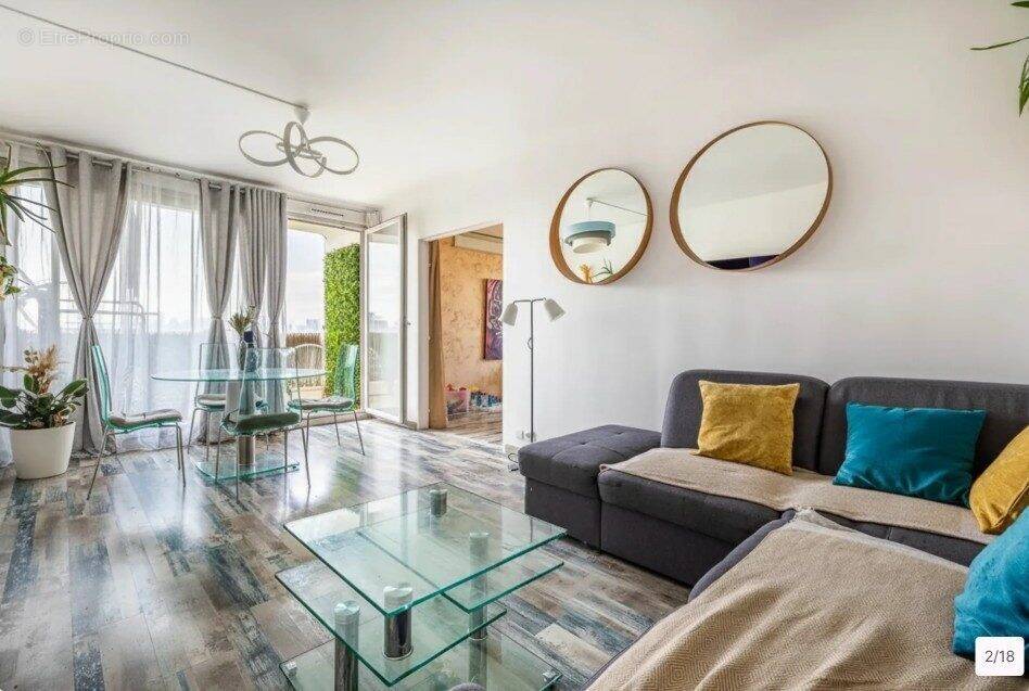 Appartement à COLOMBES