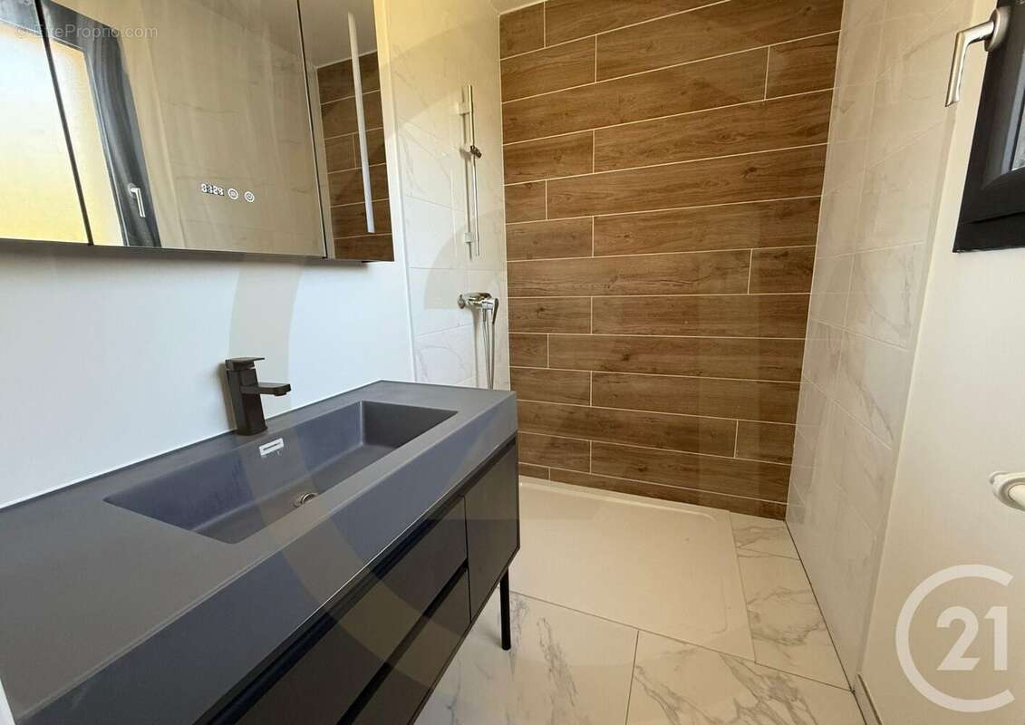 Maison à BOURGOIN-JALLIEU