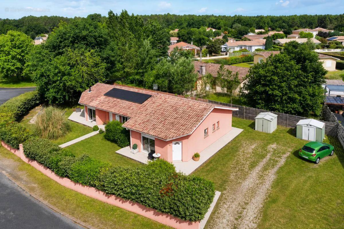 Maison à CARCANS