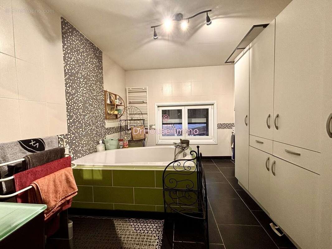 Maison 145 m² à Rombies-Et-Marchipont  - photo 16