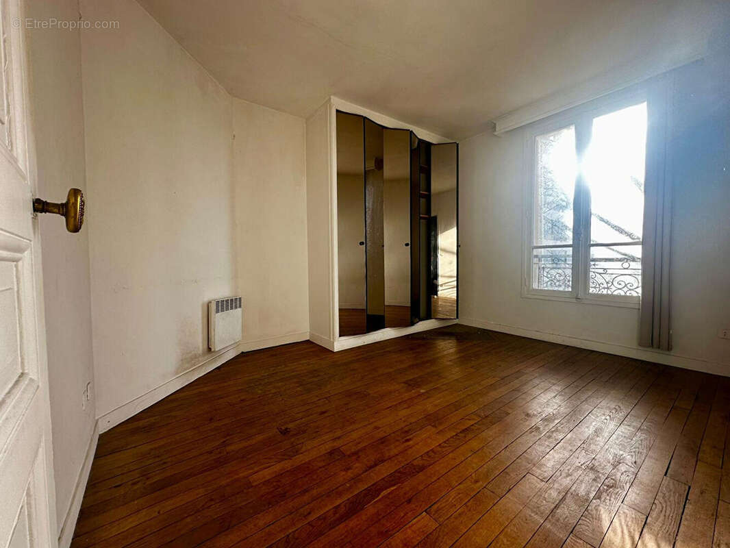 Appartement à CLICHY