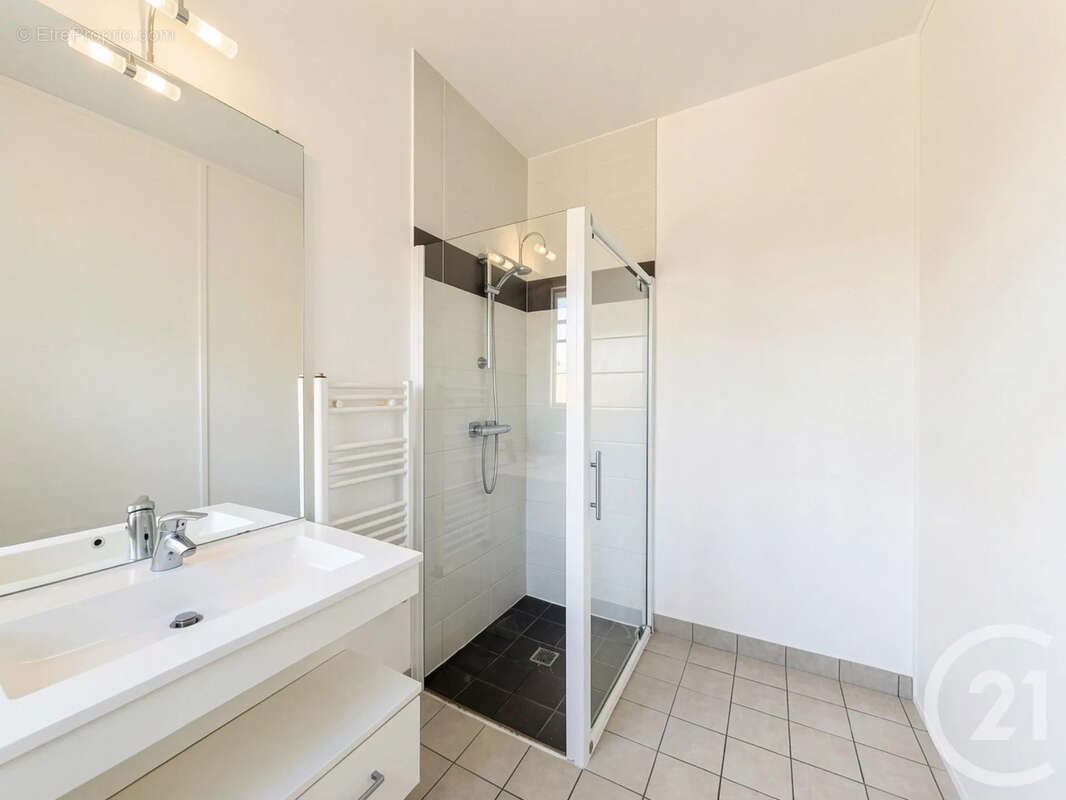 Appartement à BEGLES