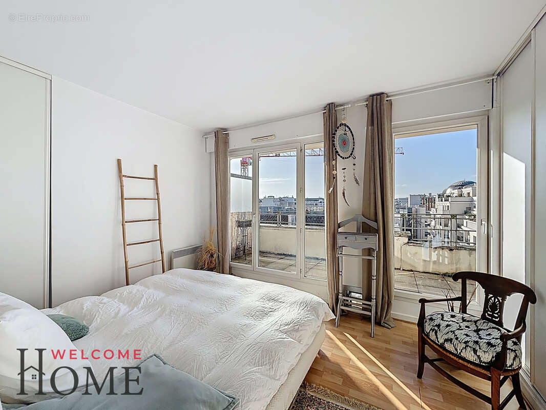 Appartement à LEVALLOIS-PERRET