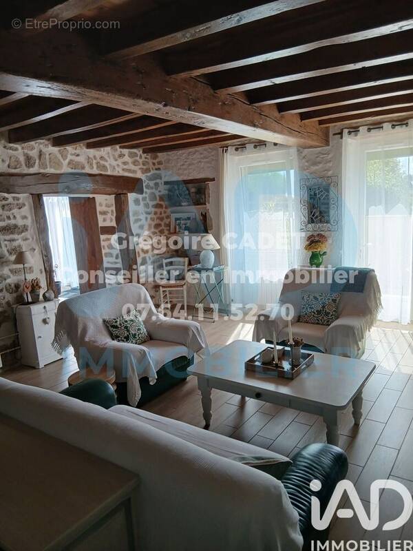 Photo 1 - Maison à TOULX-SAINTE-CROIX