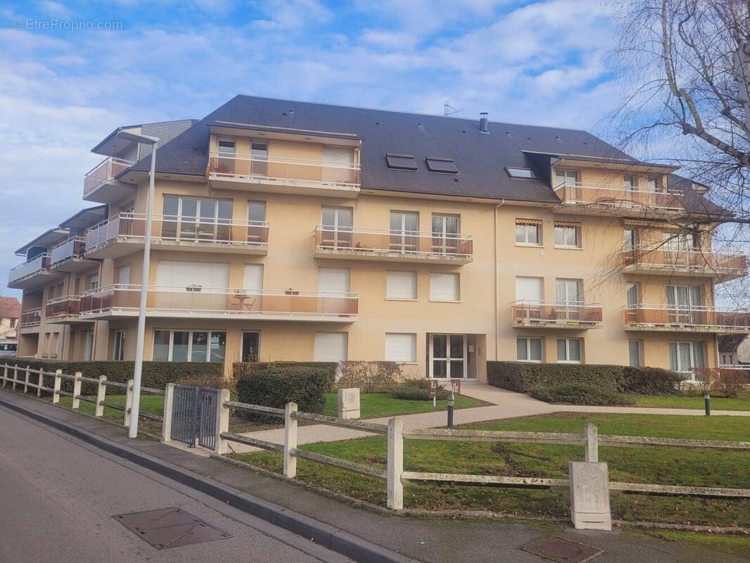 Commerce à LOUVIERS