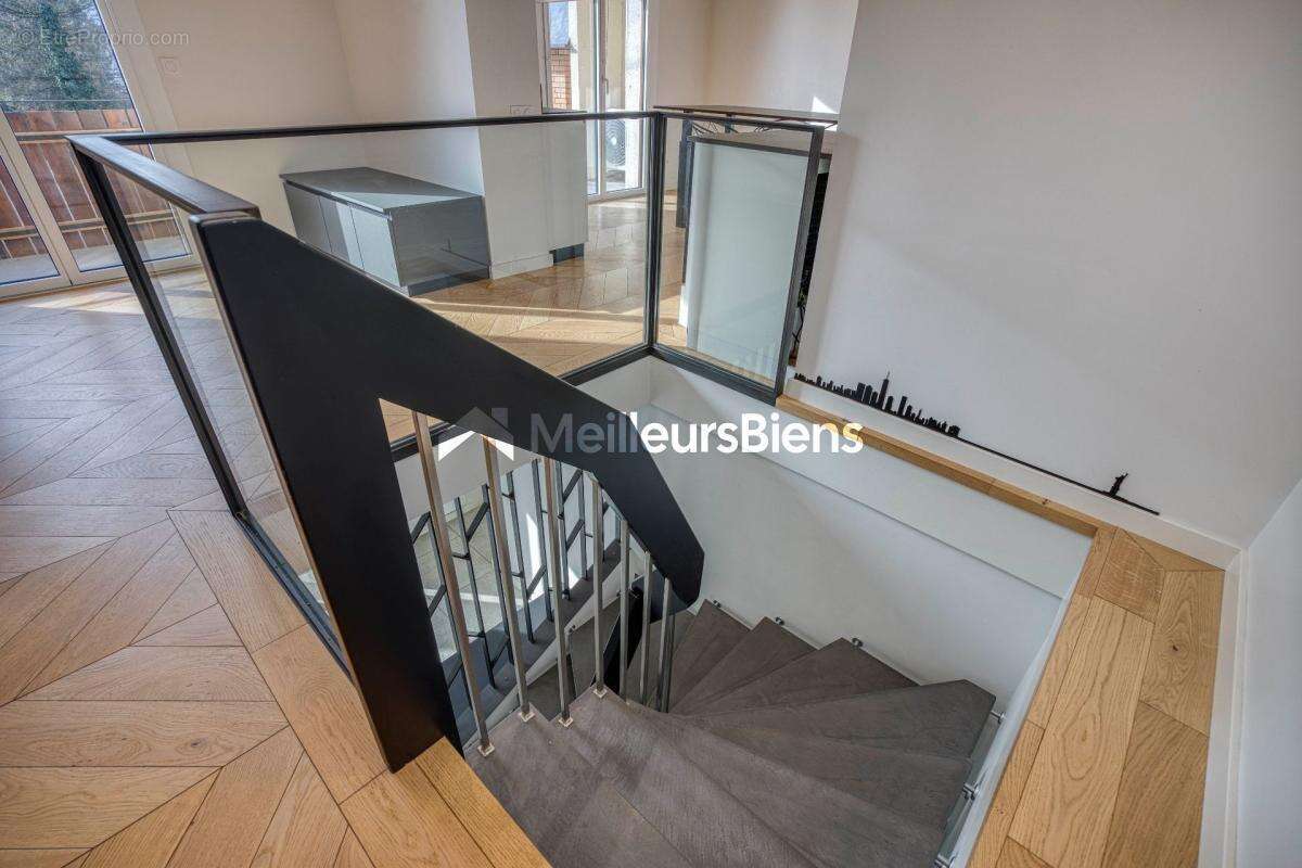 Maison à VEYRIER-DU-LAC
