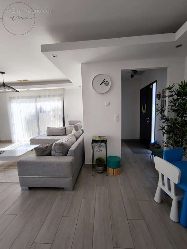 Maison à COLOMBIERS