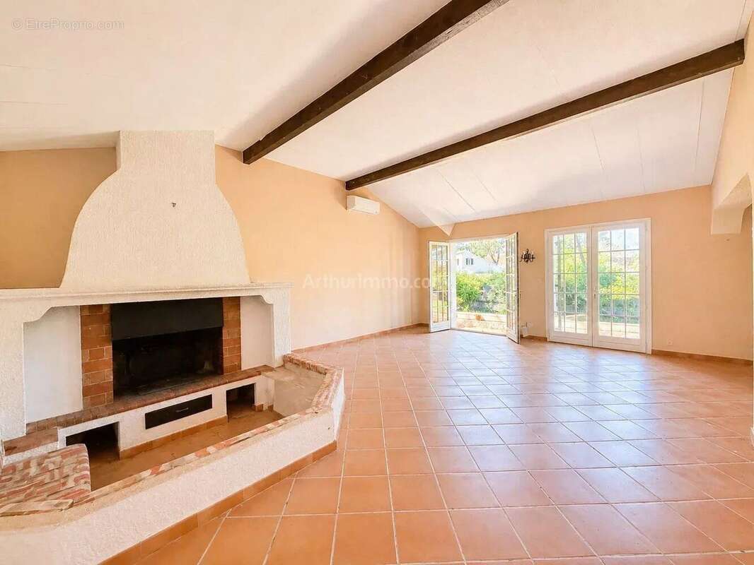 Maison à SAN-MARTINO-DI-LOTA