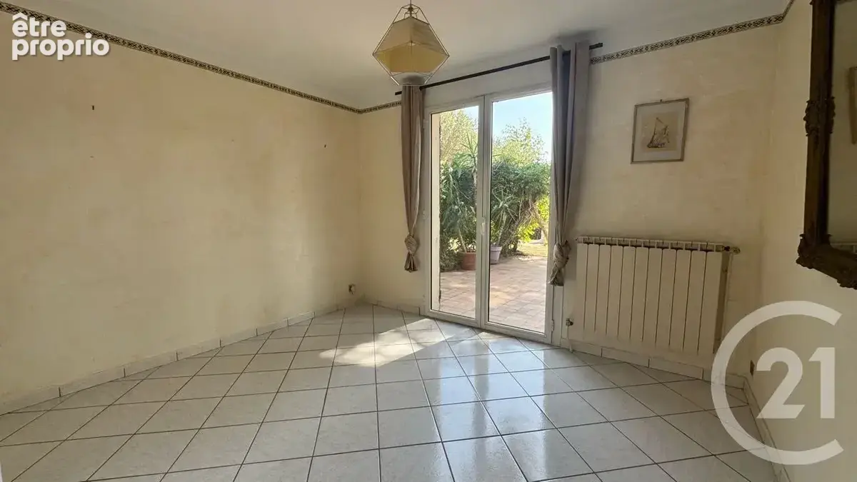 Maison 8 pièces 216 m² à vendre à La Garde (83130) - photo 4