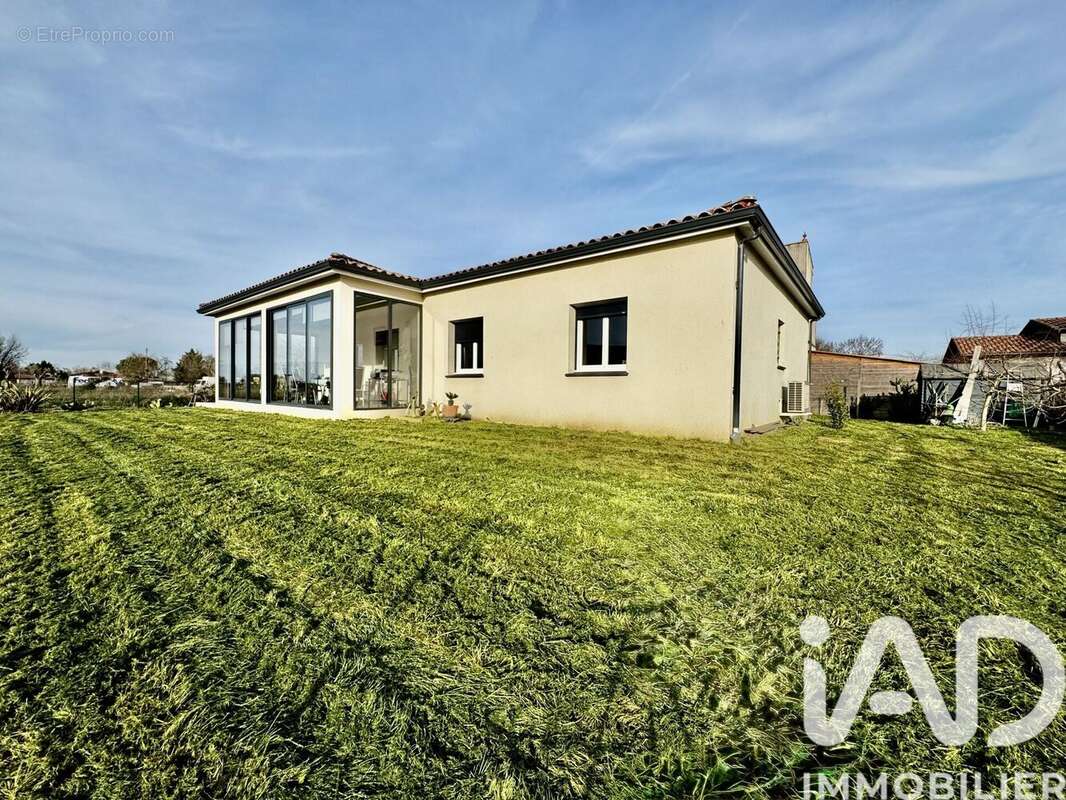 Photo 3 - Maison à LA VILLE-DIEU-DU-TEMPLE