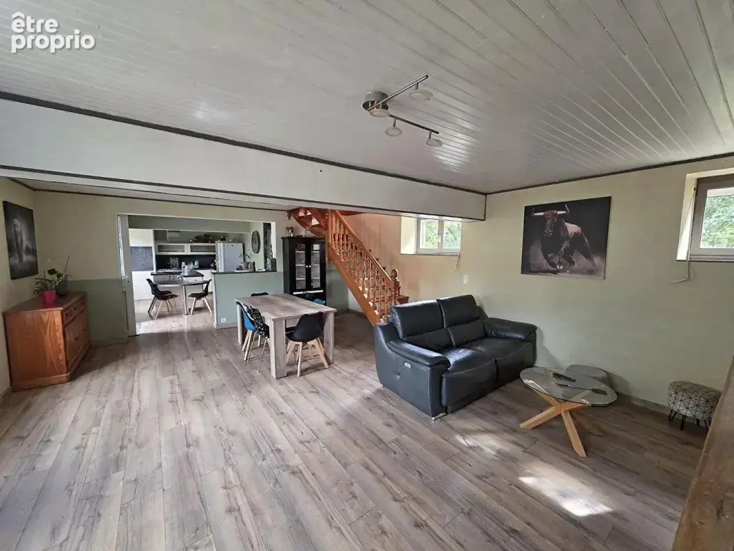 Longère en pierre de 140 m², terrasse de 54 m² et 4,56 hectares · Ploërdut - photo 6