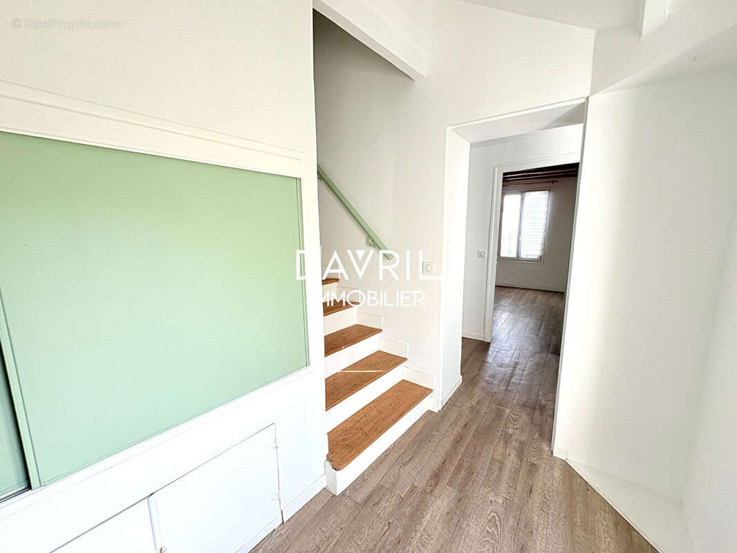 MAISON COUP DE COEUR en plein village et studio indépendant !! - photo 9