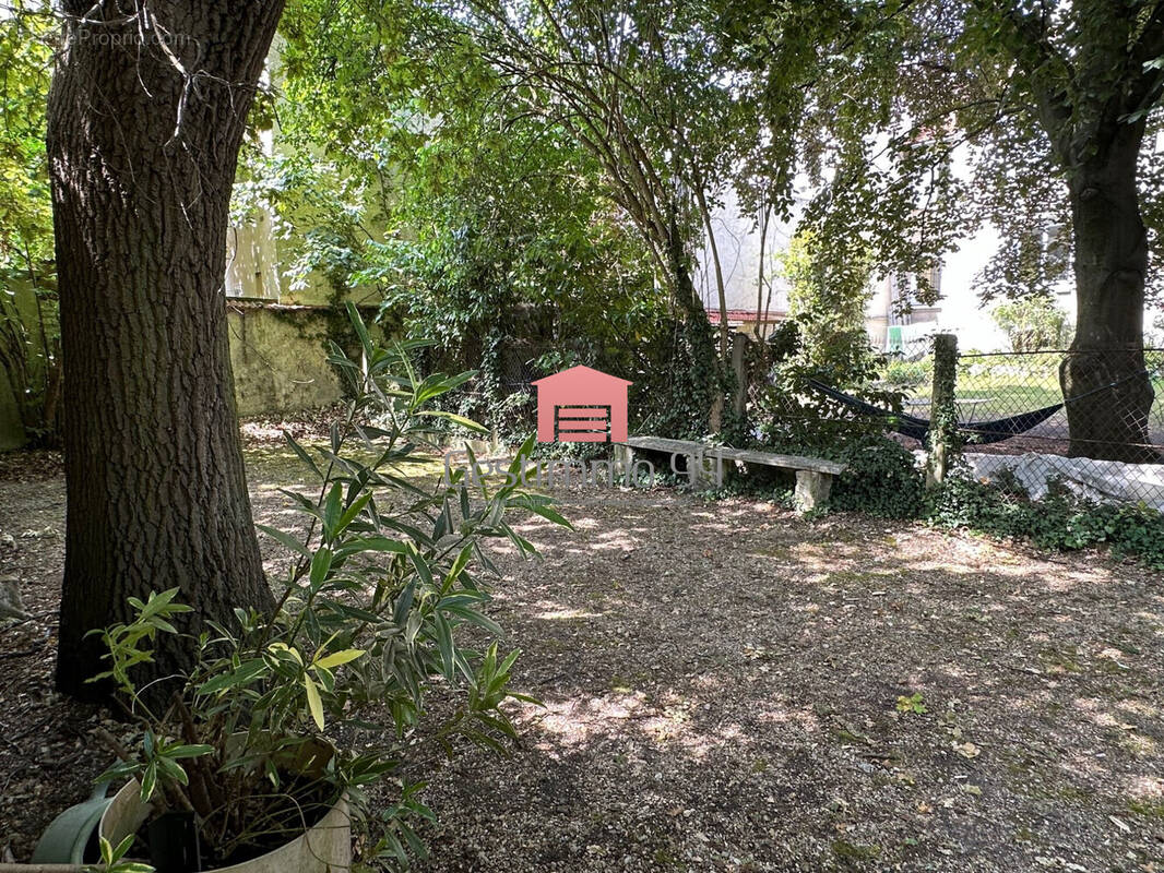 Appartement à FONTENAY-SOUS-BOIS