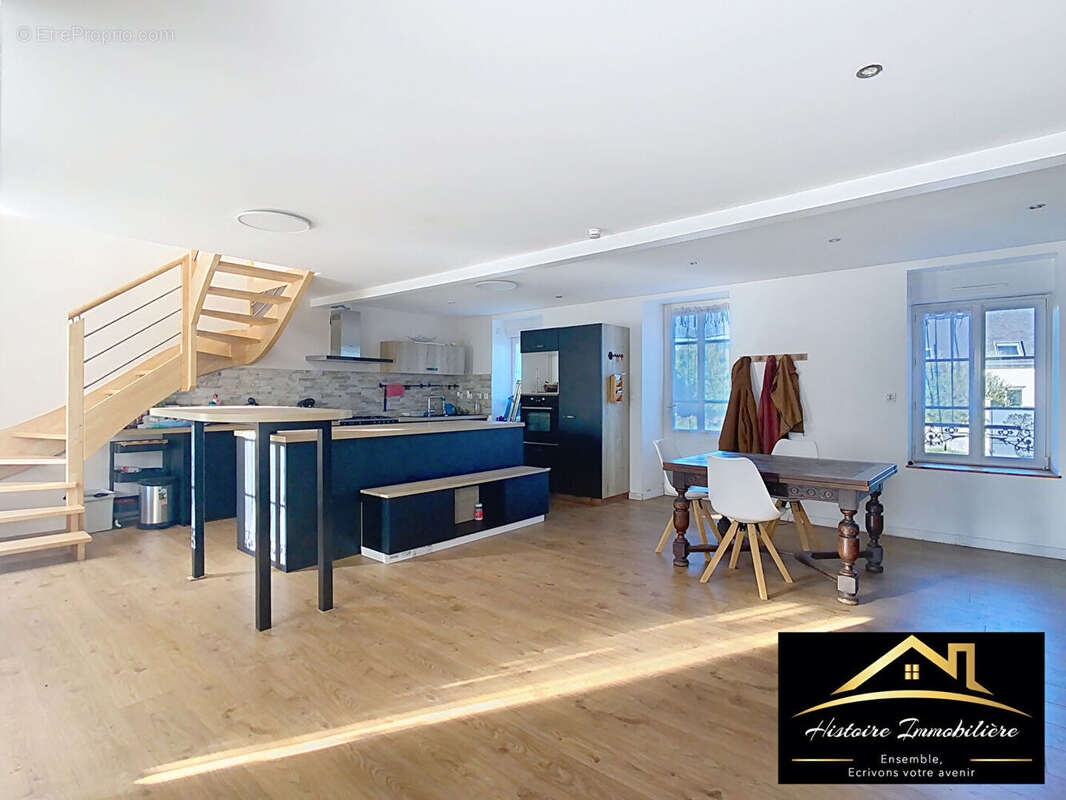 Maison à LANRIVOARE