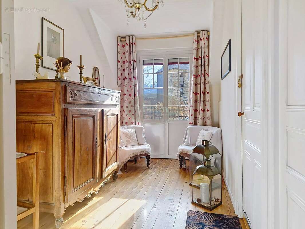 Maison à LUZ-SAINT-SAUVEUR