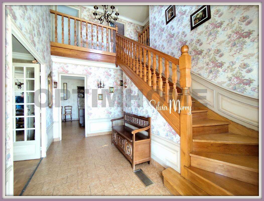 Maison à vendre 8 pièces PLOUGAR (29) - photo 3