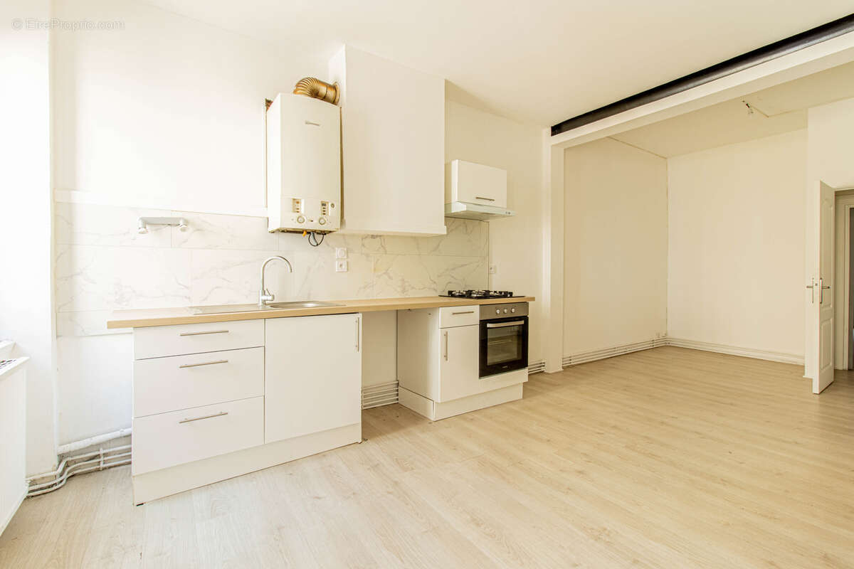 Appartement à CHARLEVILLE-MEZIERES