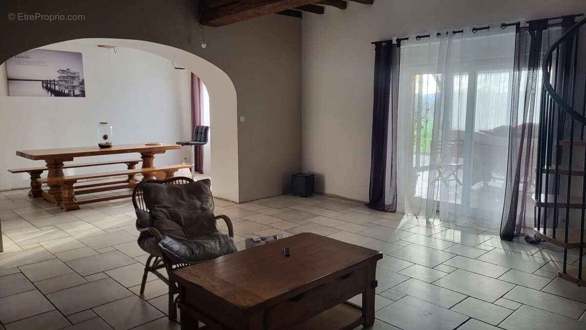 Maison à SAINT-DIDIER-SUR-CHALARONNE