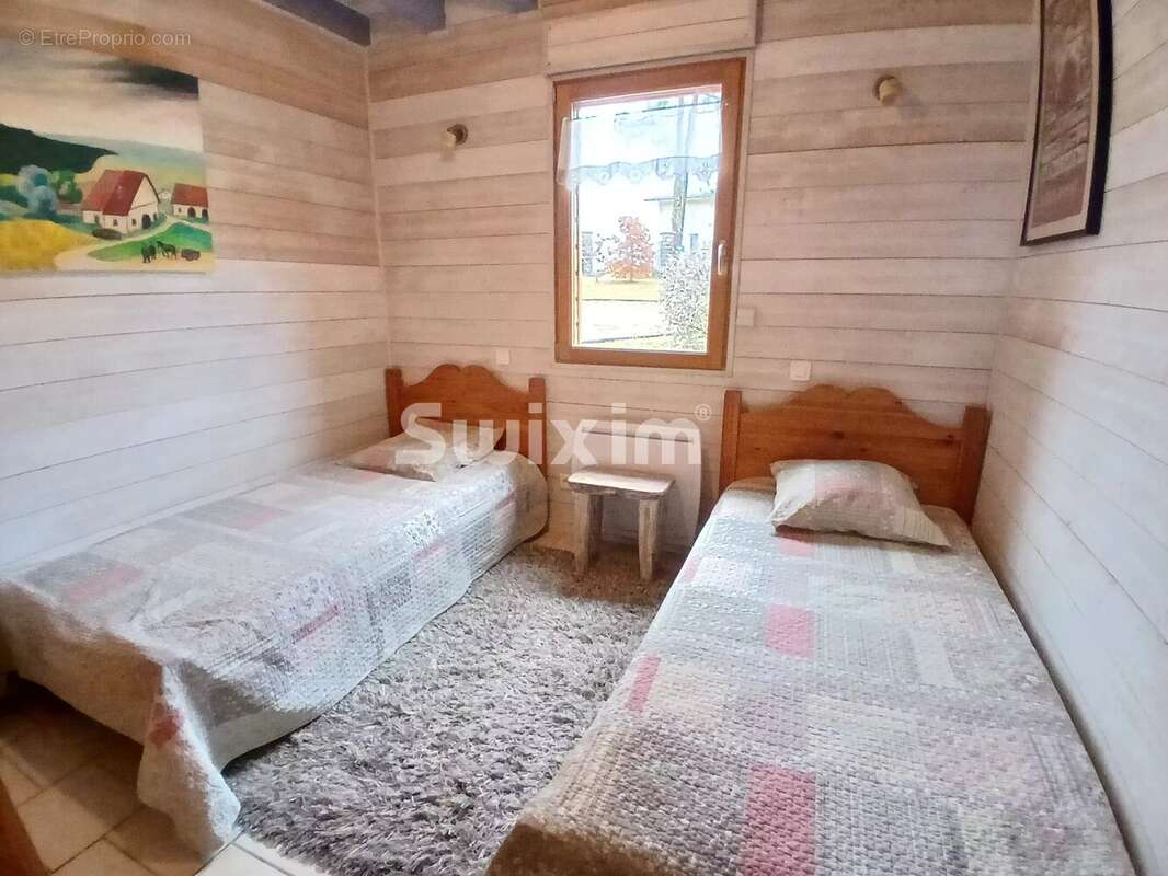 Maison à DOUCIER