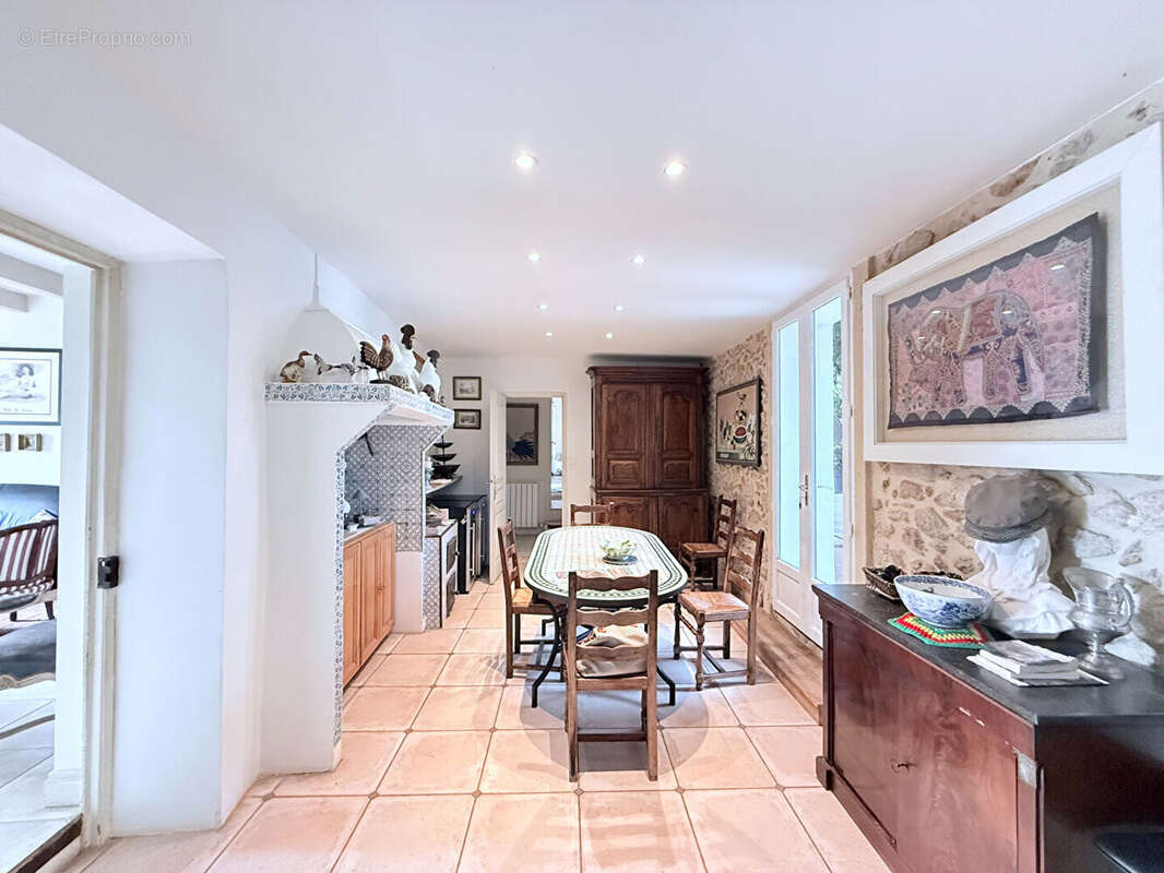 Maison à ESPONDEILHAN