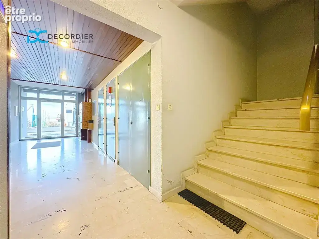 Evian centre t3 balcon vue lac - photo 15