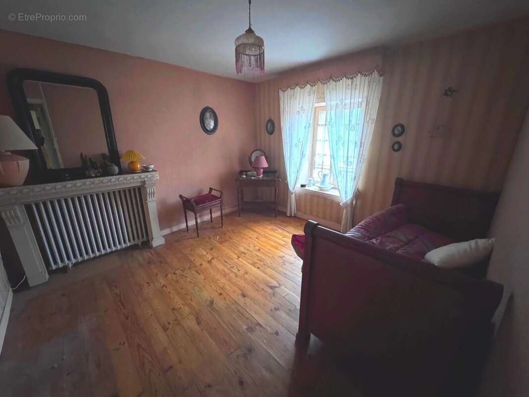 Maison à SAINT-RIVOAL