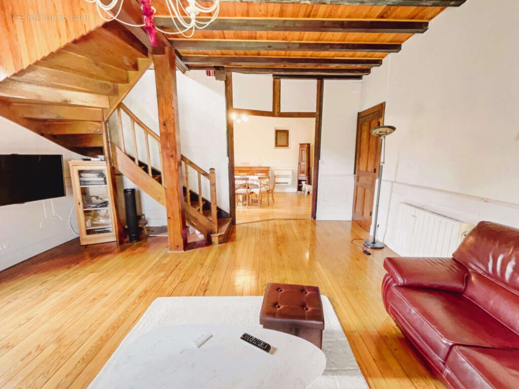 01160 PRIAY : Magnifique Maison de Maître de Plus de 300 m2 avec Vue Imprenable - photo 7