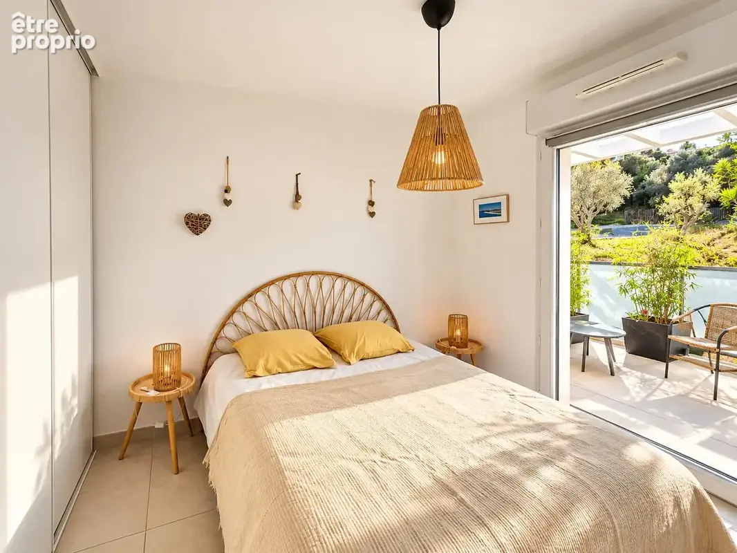 Cap brun t4 de 92 m2 avec terrasse, garage et parking - photo 9