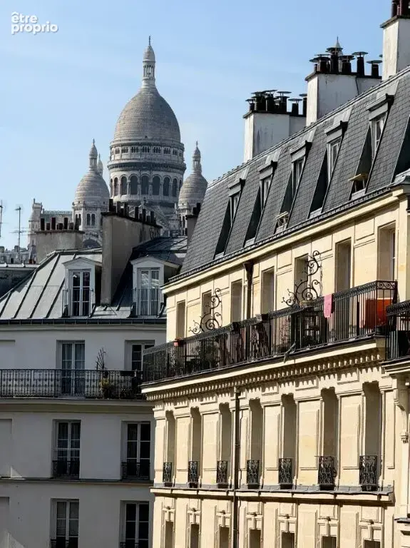 Appartement à PARIS-18E