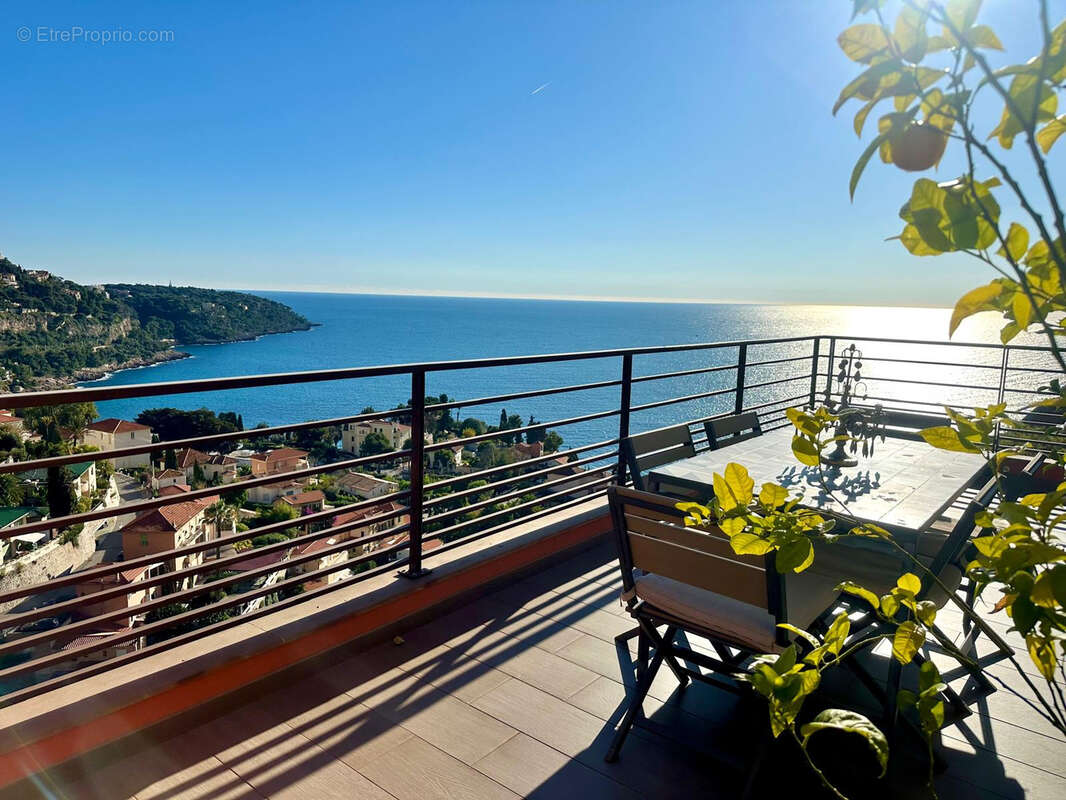 Appartement à ROQUEBRUNE-CAP-MARTIN
