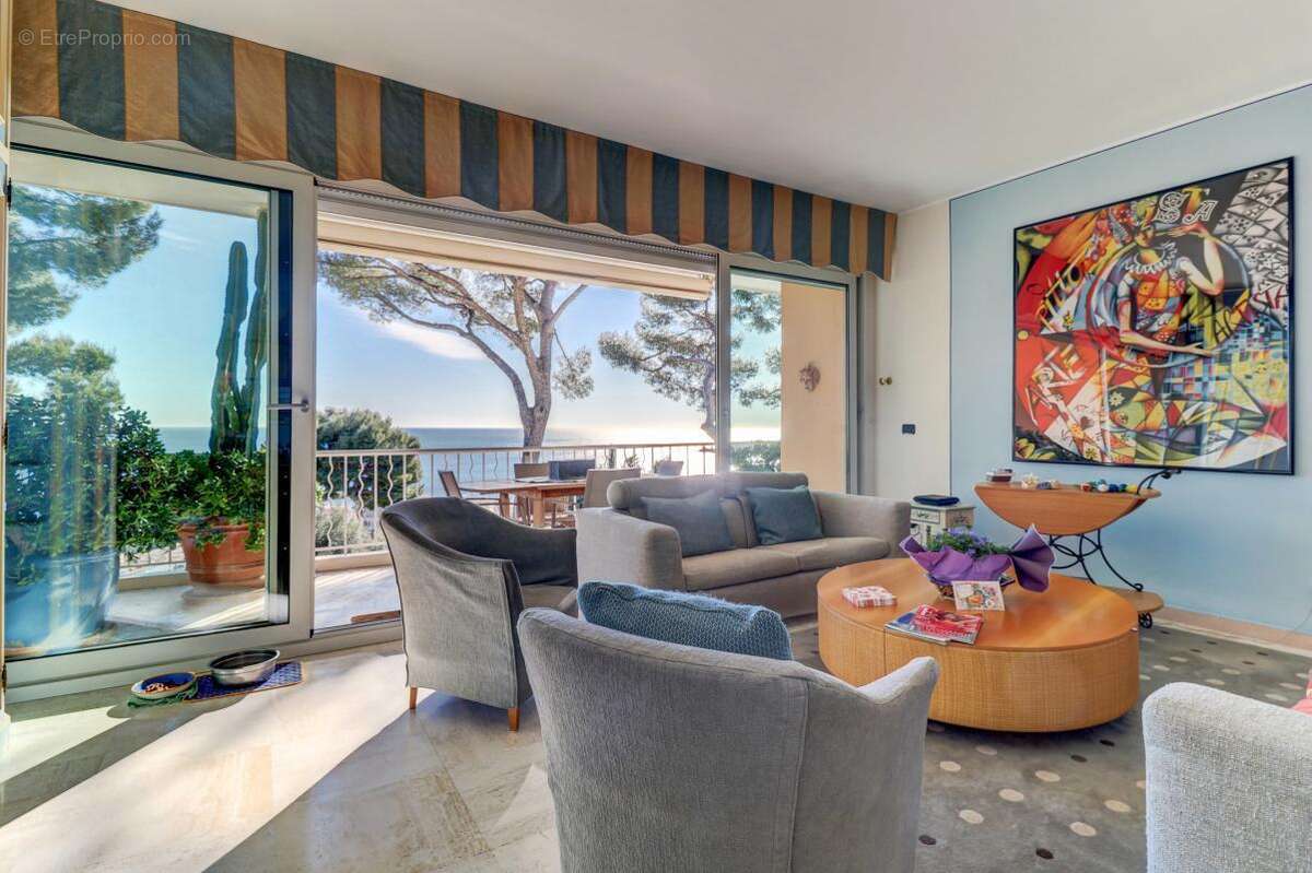 Appartement à VILLEFRANCHE-SUR-MER