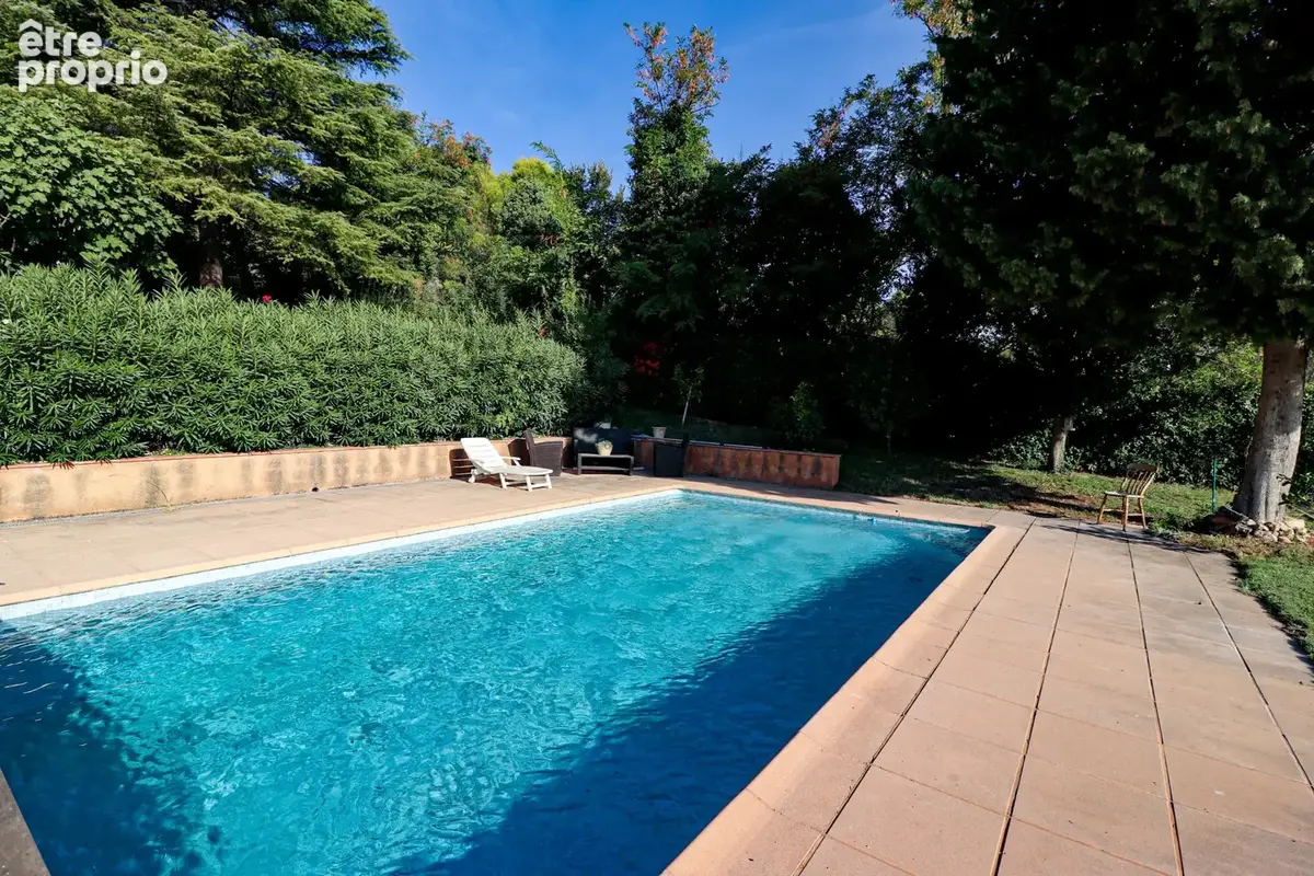 Exclusivite ancien moulin de caractere de 250m2 sur terrain de 2447m2 avec piscine et dependances - photo 10