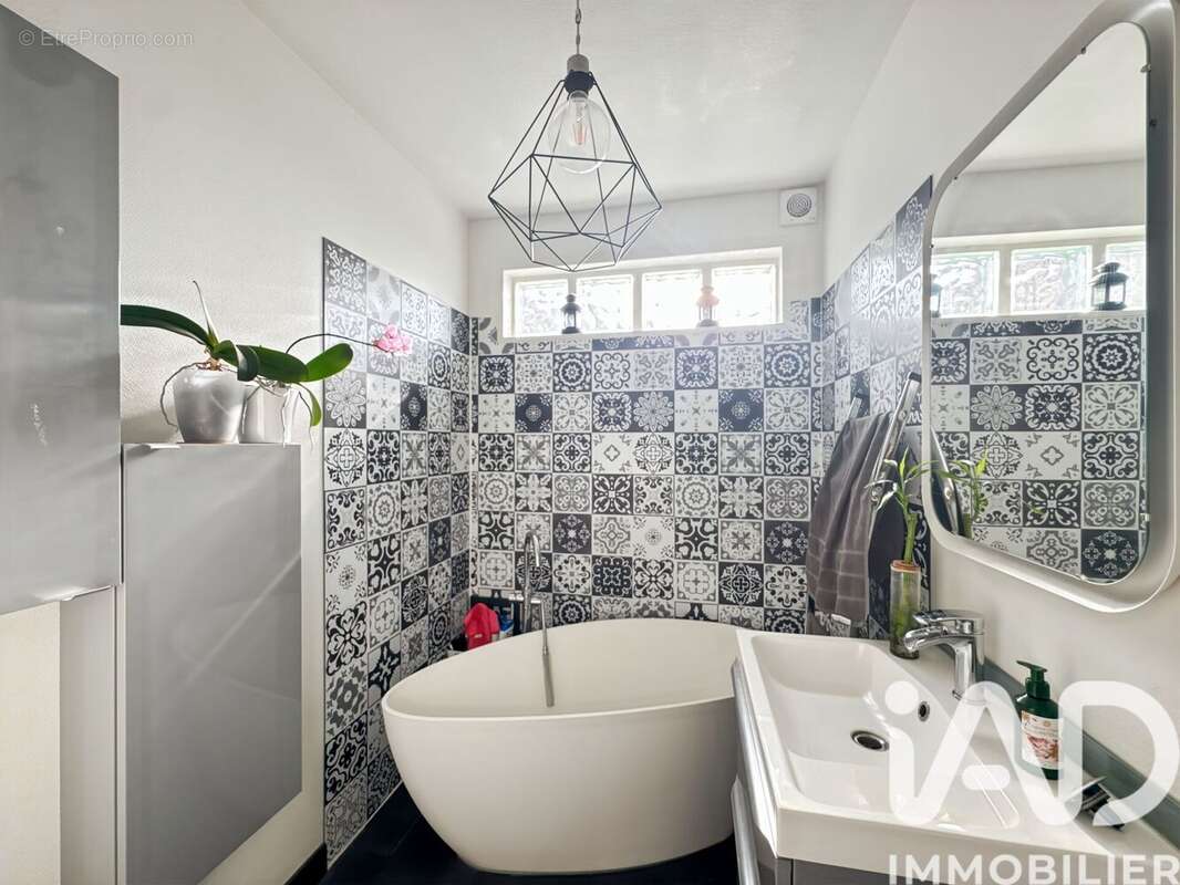 Photo 8 - Maison à LINAS