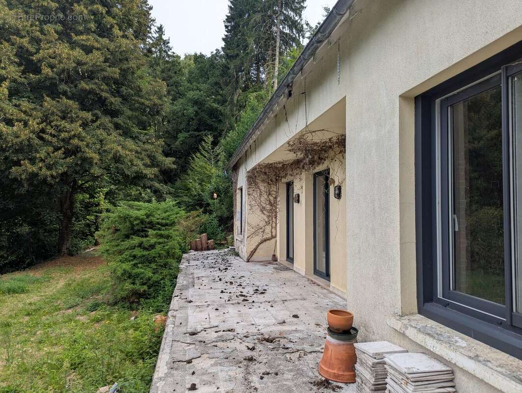 Maison 174 m² à Beaumont-Du-Lac  - photo 6