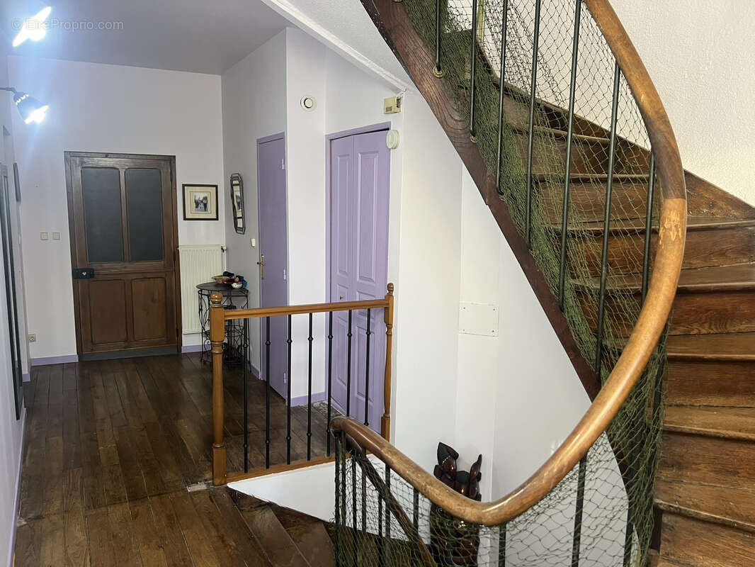 Maison à CHAROLLES