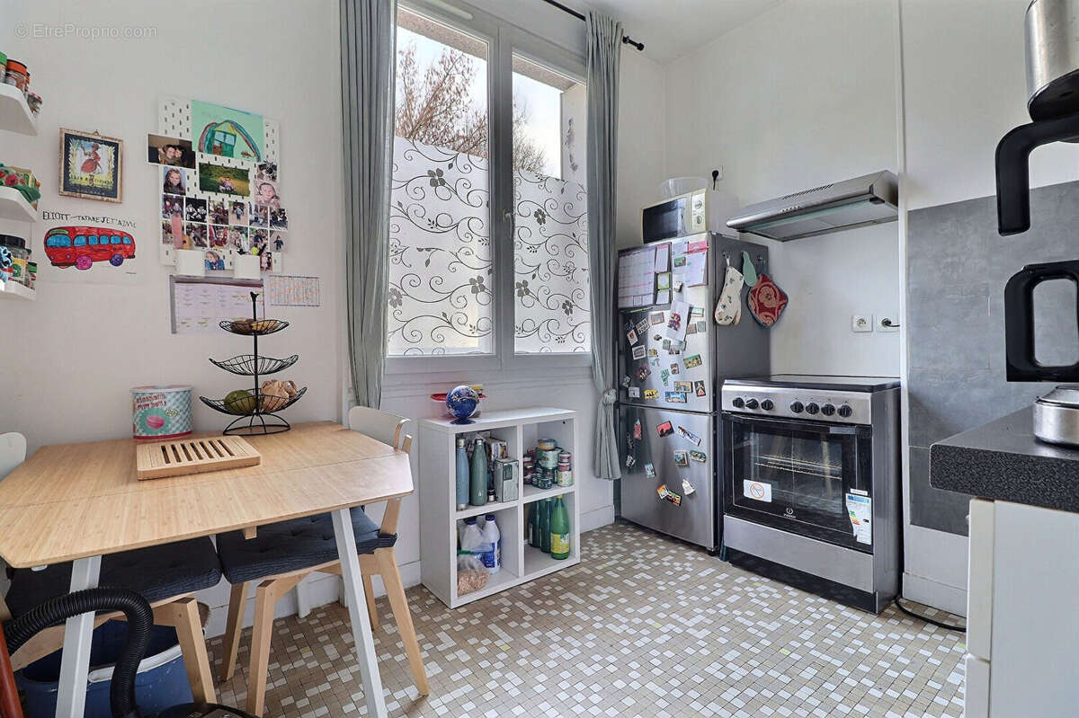 Appartement à AUBERVILLIERS