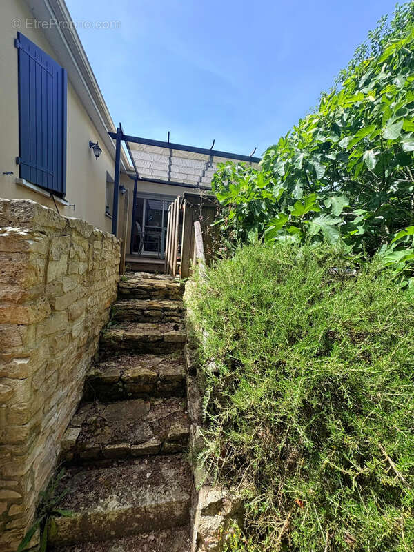 Maison à ANAIS