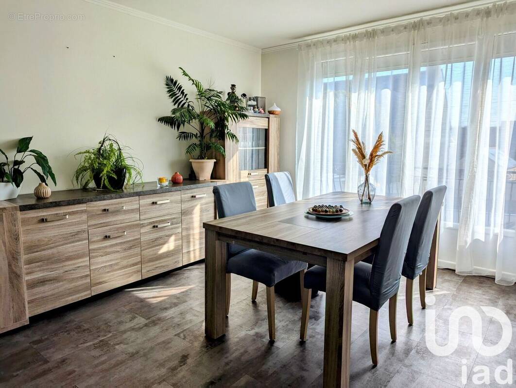 Photo 1 - Maison à SAINT-JACQUES-DE-LA-LANDE