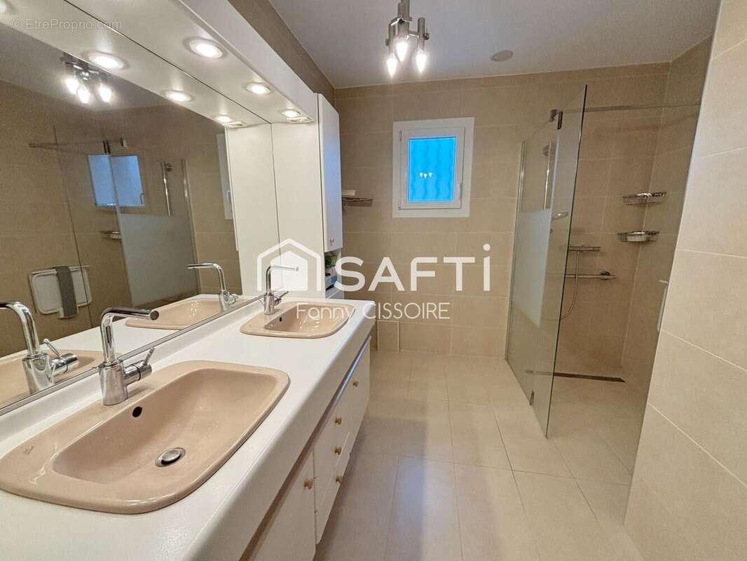 Photo 7 - Maison à LA CHAPELLE-SUR-ERDRE