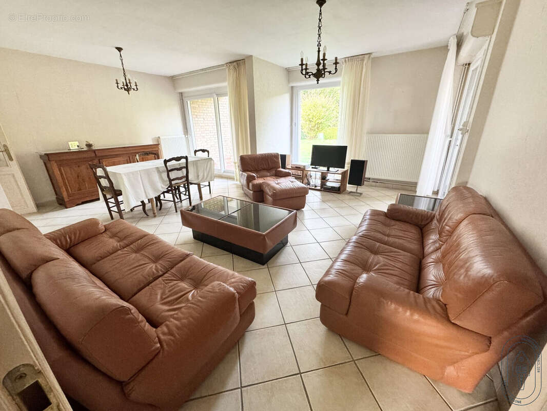 Maison 112 m² à Bergues  - photo 2
