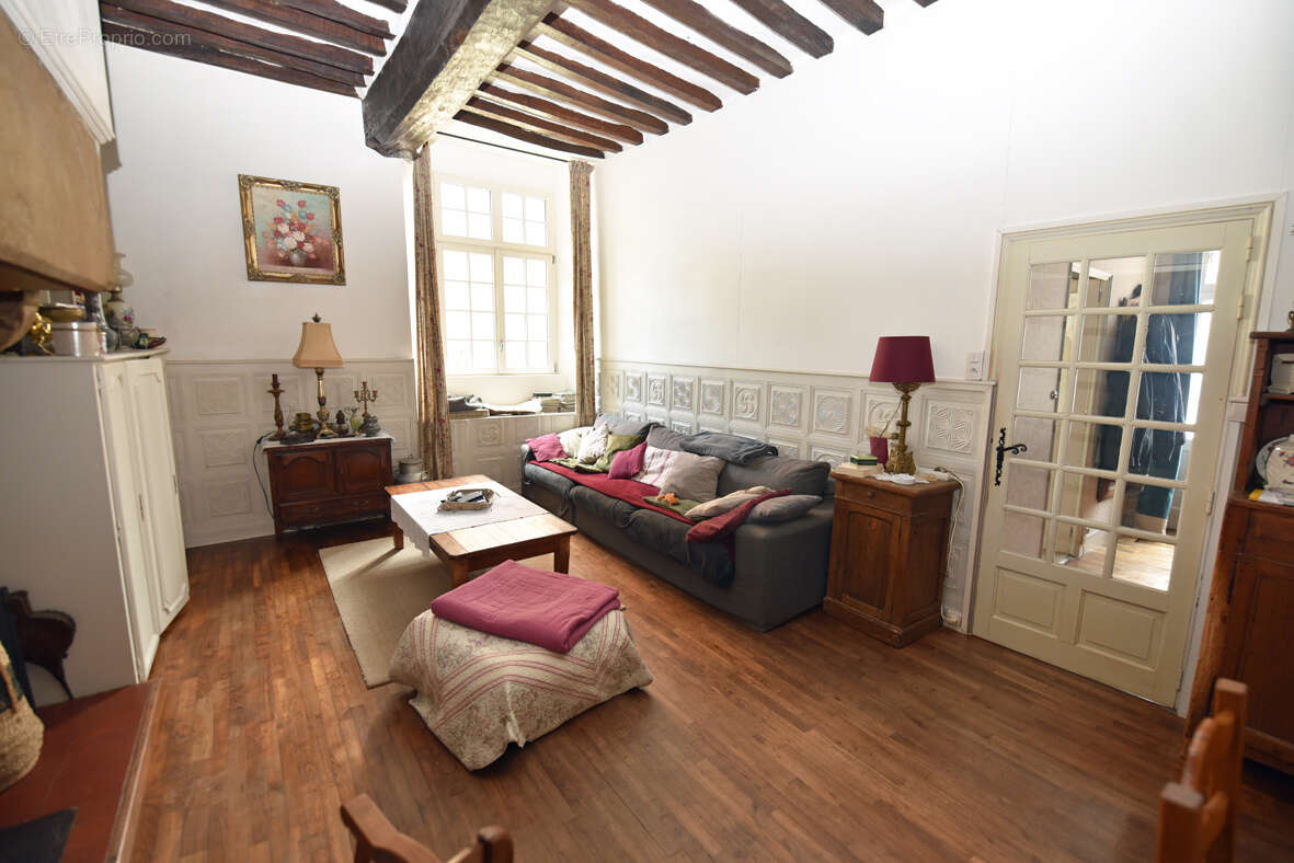 Maison à SAINT-MEEN-LE-GRAND